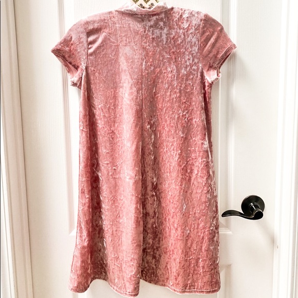 T.I.M.I.N.G Pink Crushed Velvet Dress with Choker Size Small - Picture 2 of 3